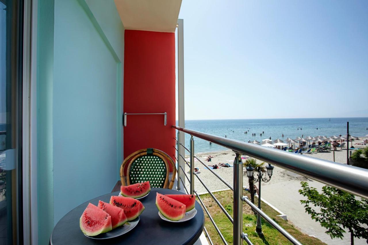 Conte Cristo Suites Paralía Dış mekan fotoğraf