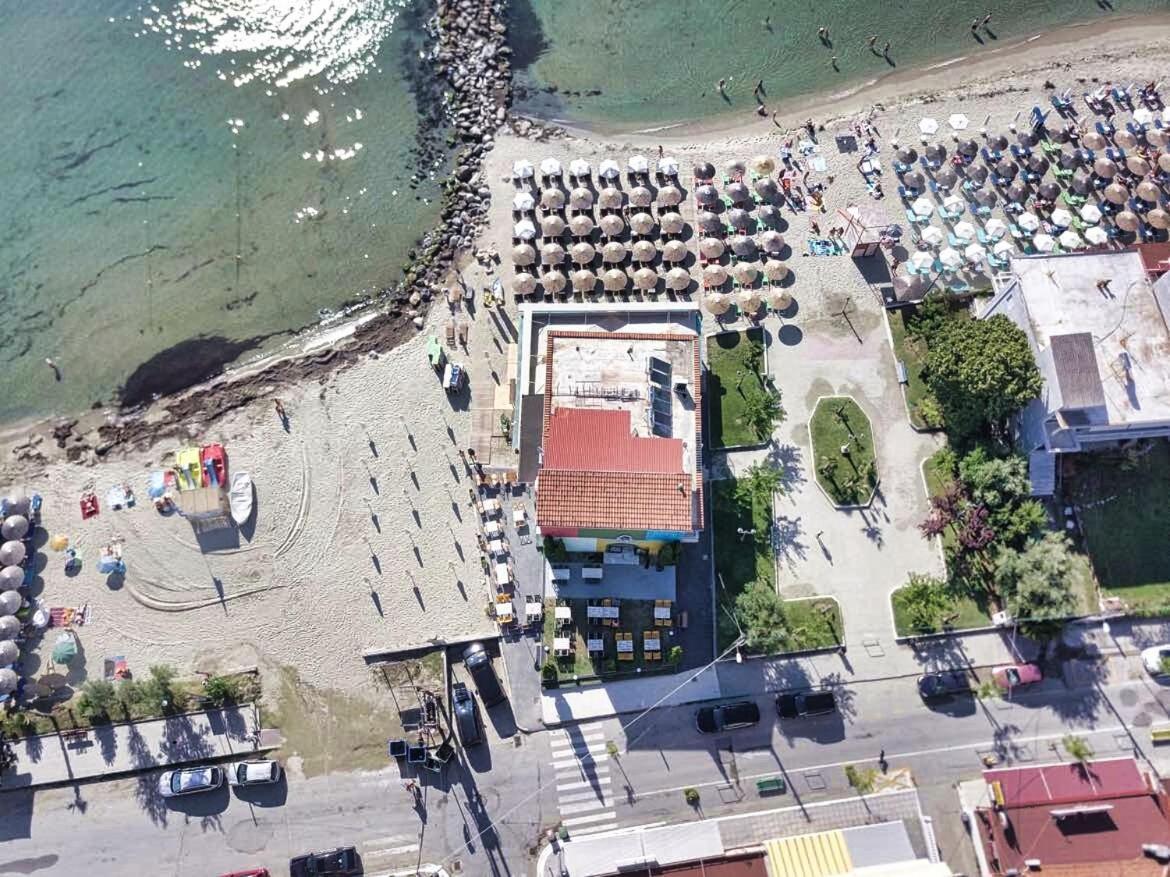 Conte Cristo Suites Paralía Dış mekan fotoğraf